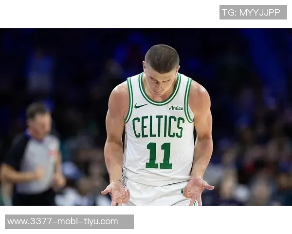 普理查德表现稳定半场8投4中贡献11分2篮板4助攻